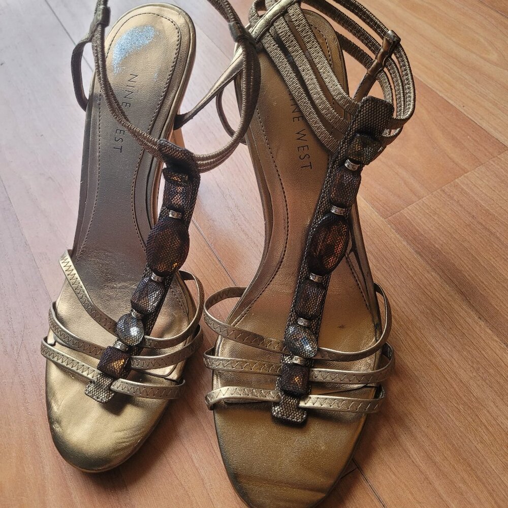 Nine west bronze heels